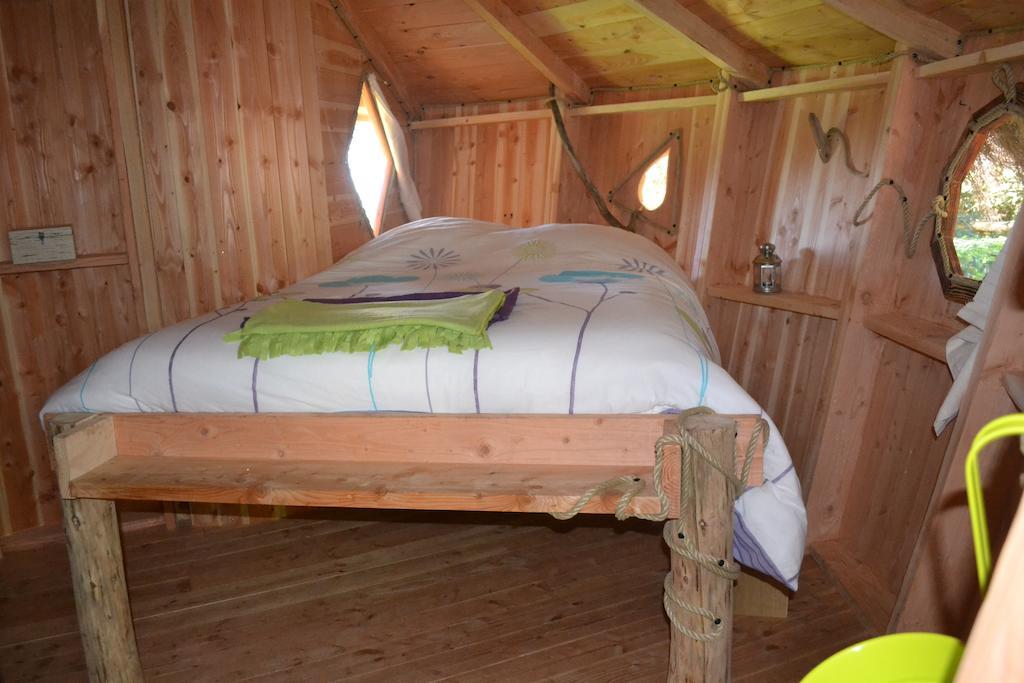 Cabanes Et Yourtes De La Vallee De L'Ance 호텔 Sauvessanges 객실 사진
